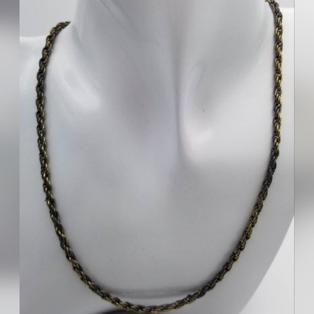 Bronzed desire chamber necklace‎